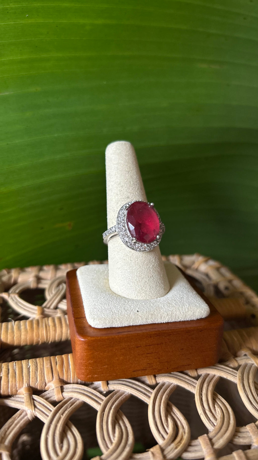 Oval crystal Cherry ring