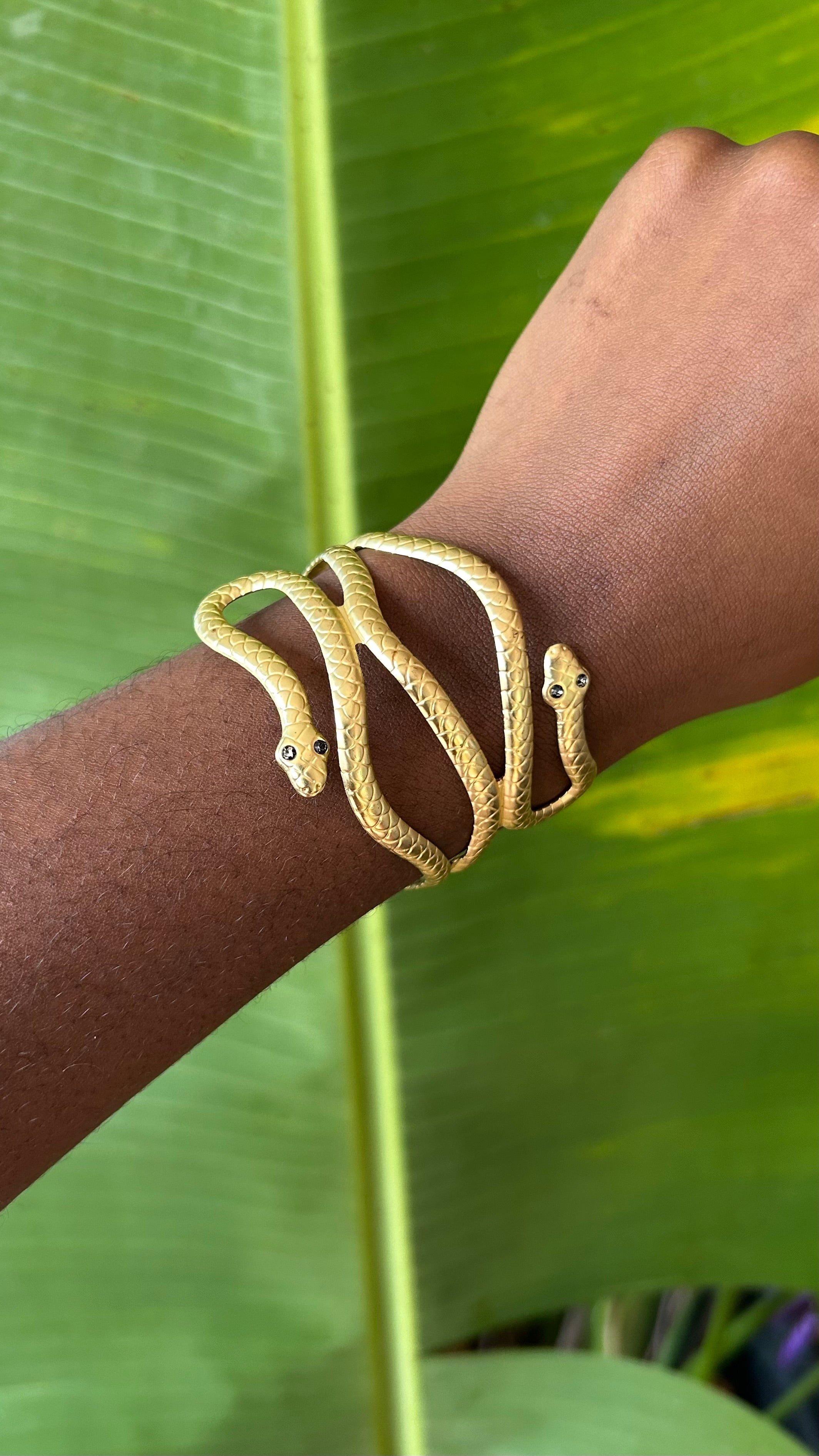 Snack gold adjustable cuff