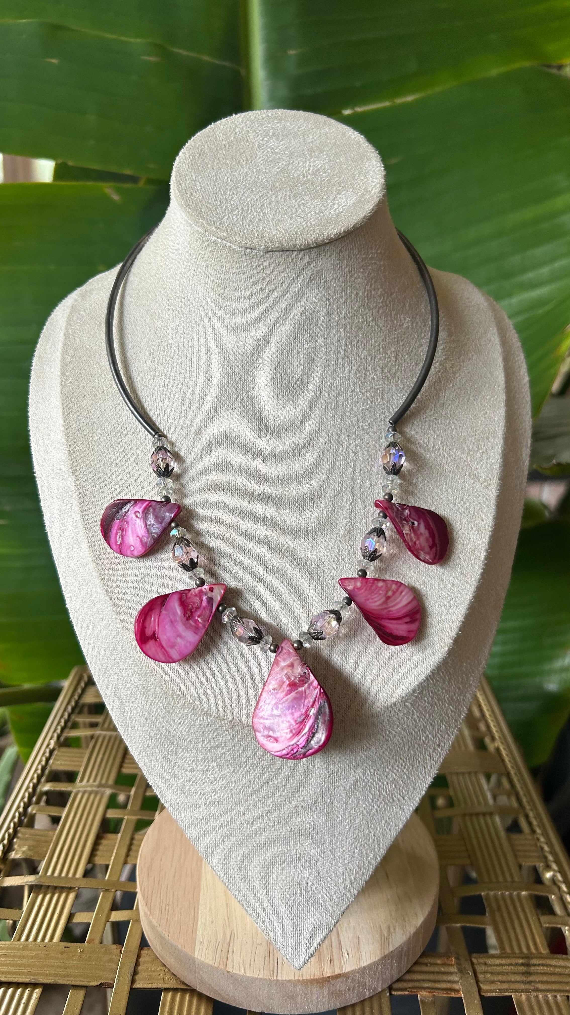 Pink Marbled shell necklace