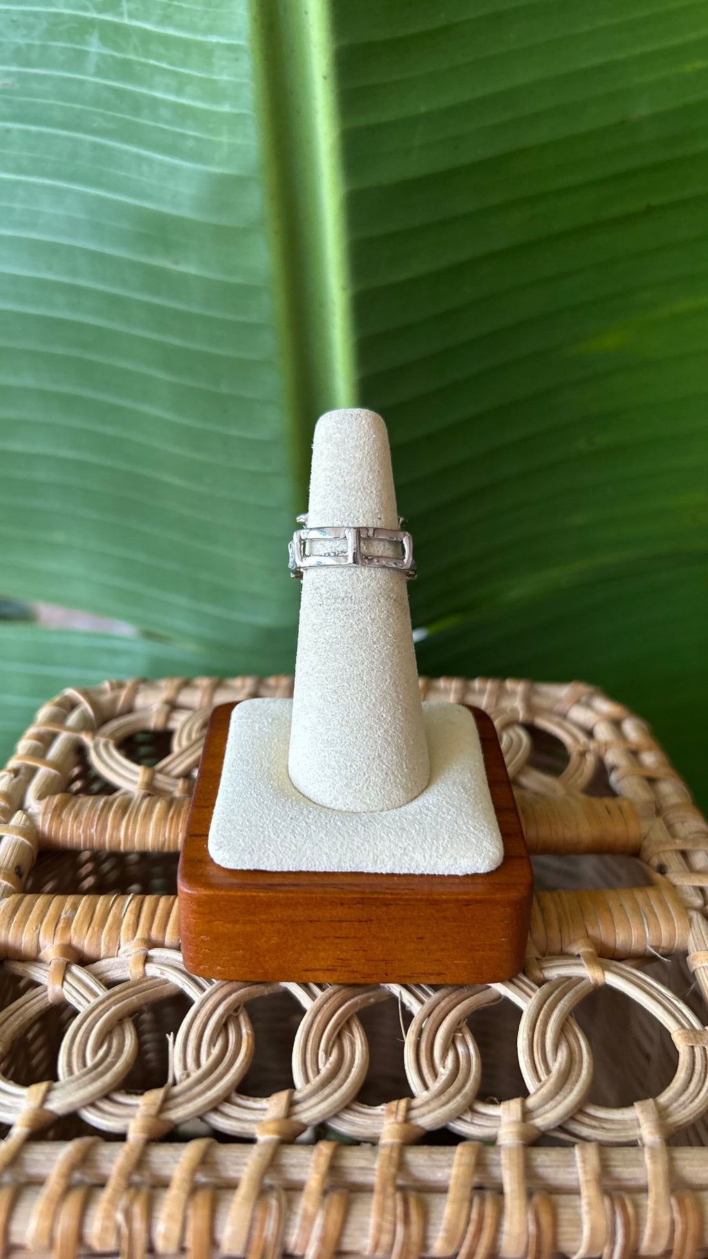 Tear Drop Opal Crystal ring