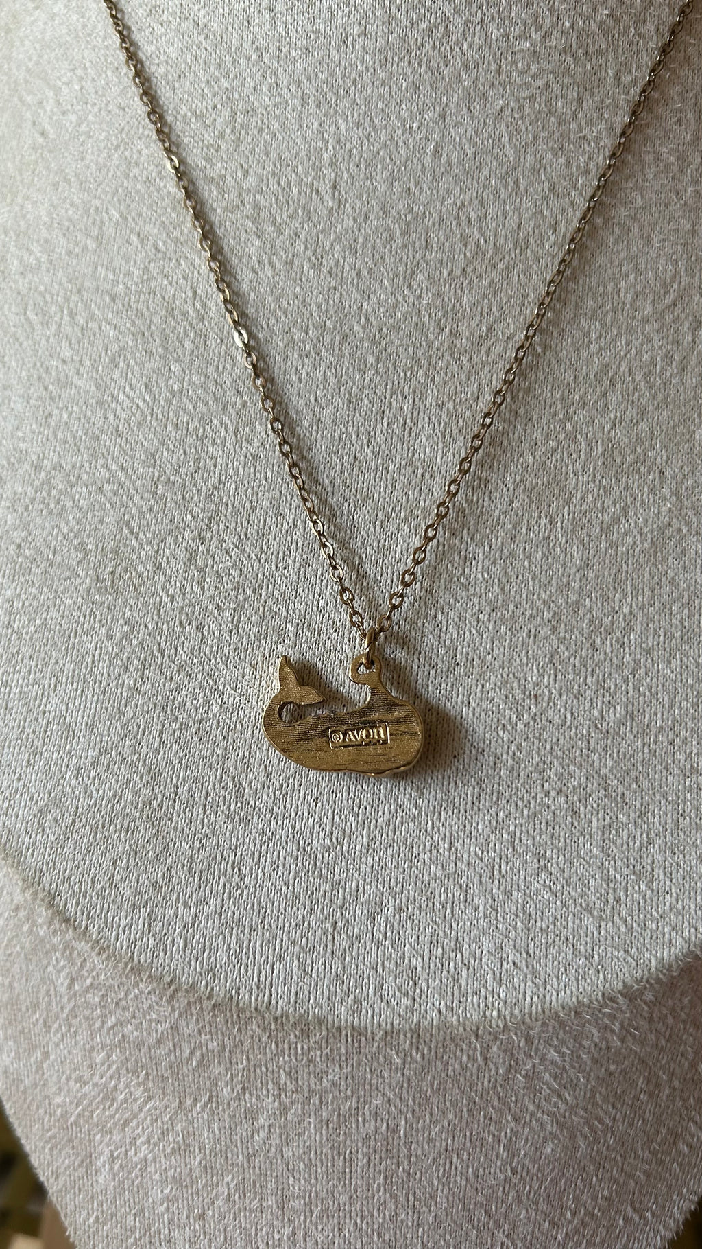 Vintage AVON whale gold necklace