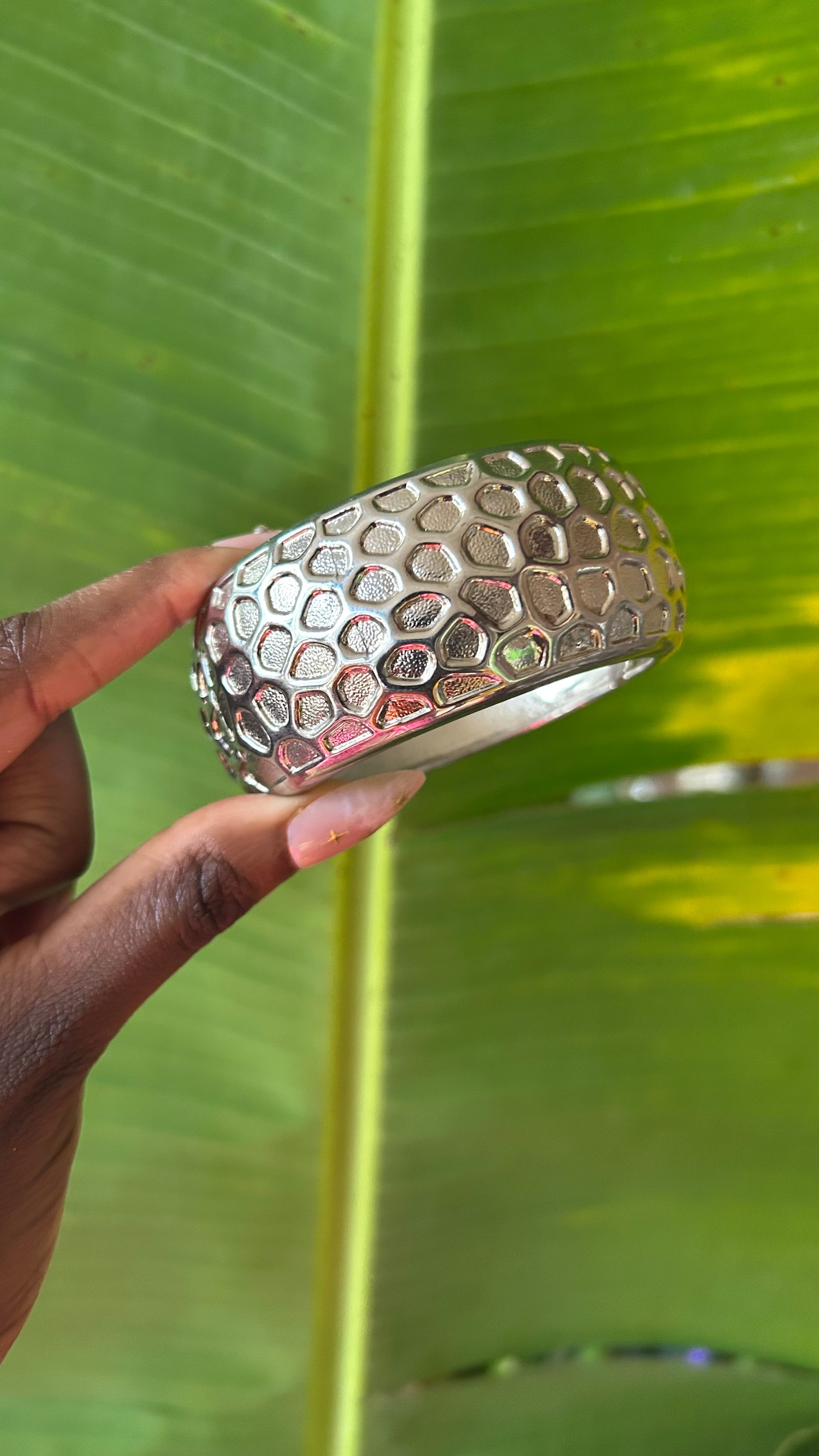 Silver Hive chunky bangle