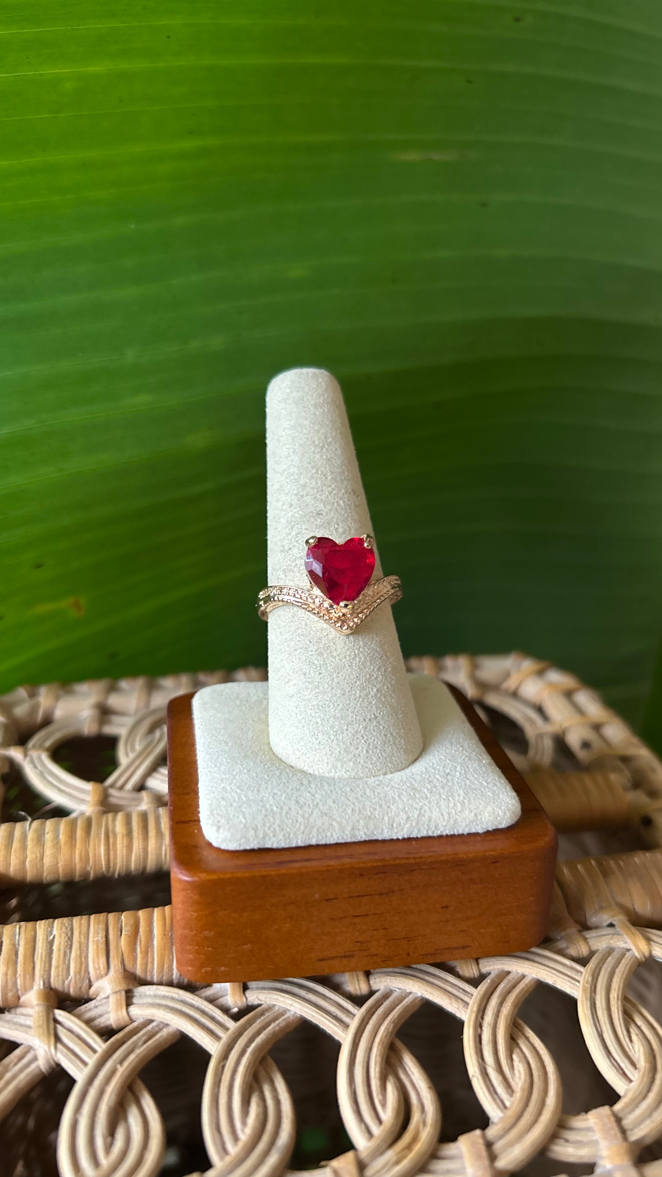 Red crown heart crystal ring