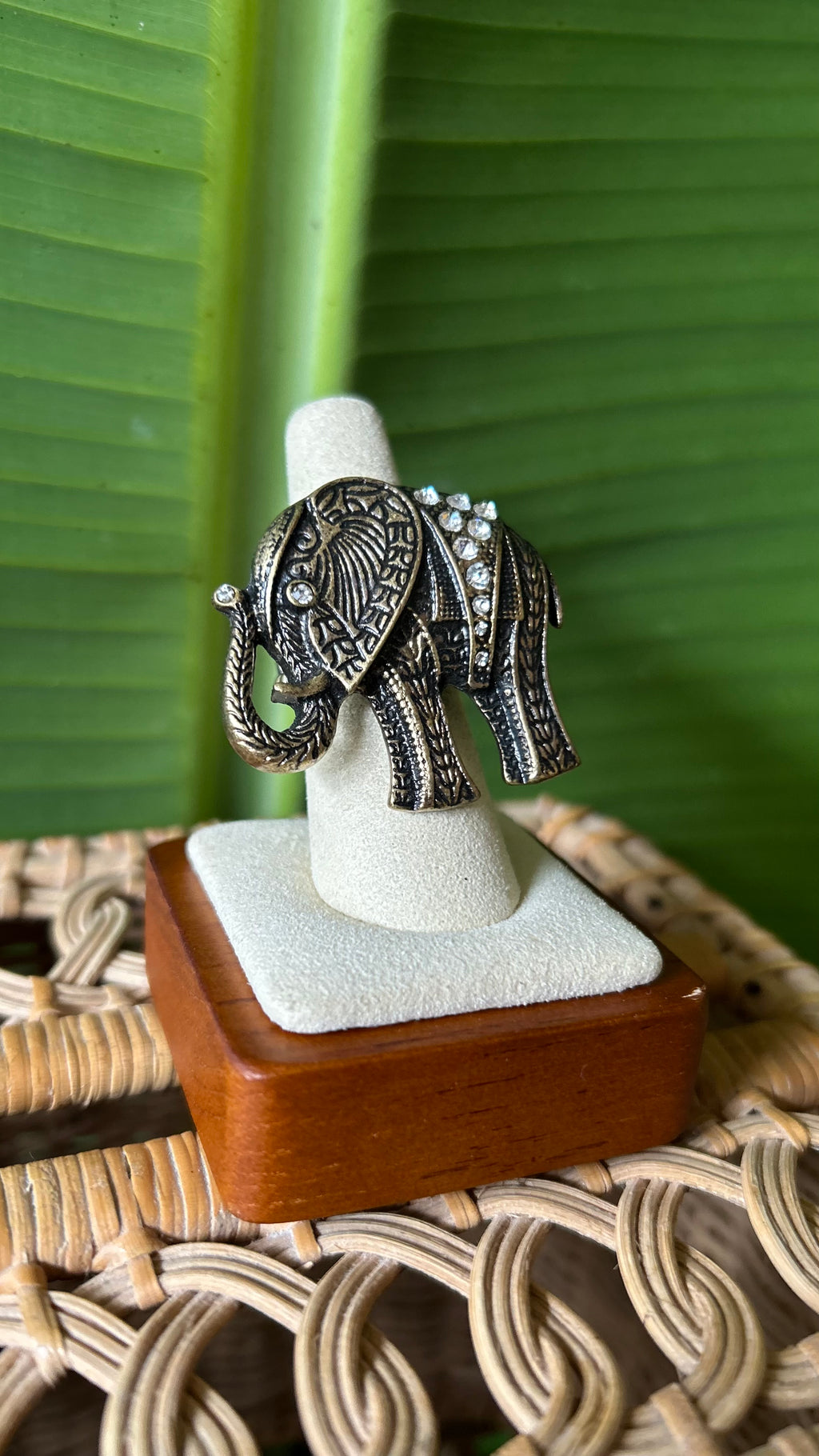 Bronze Elephant Crystal  ring