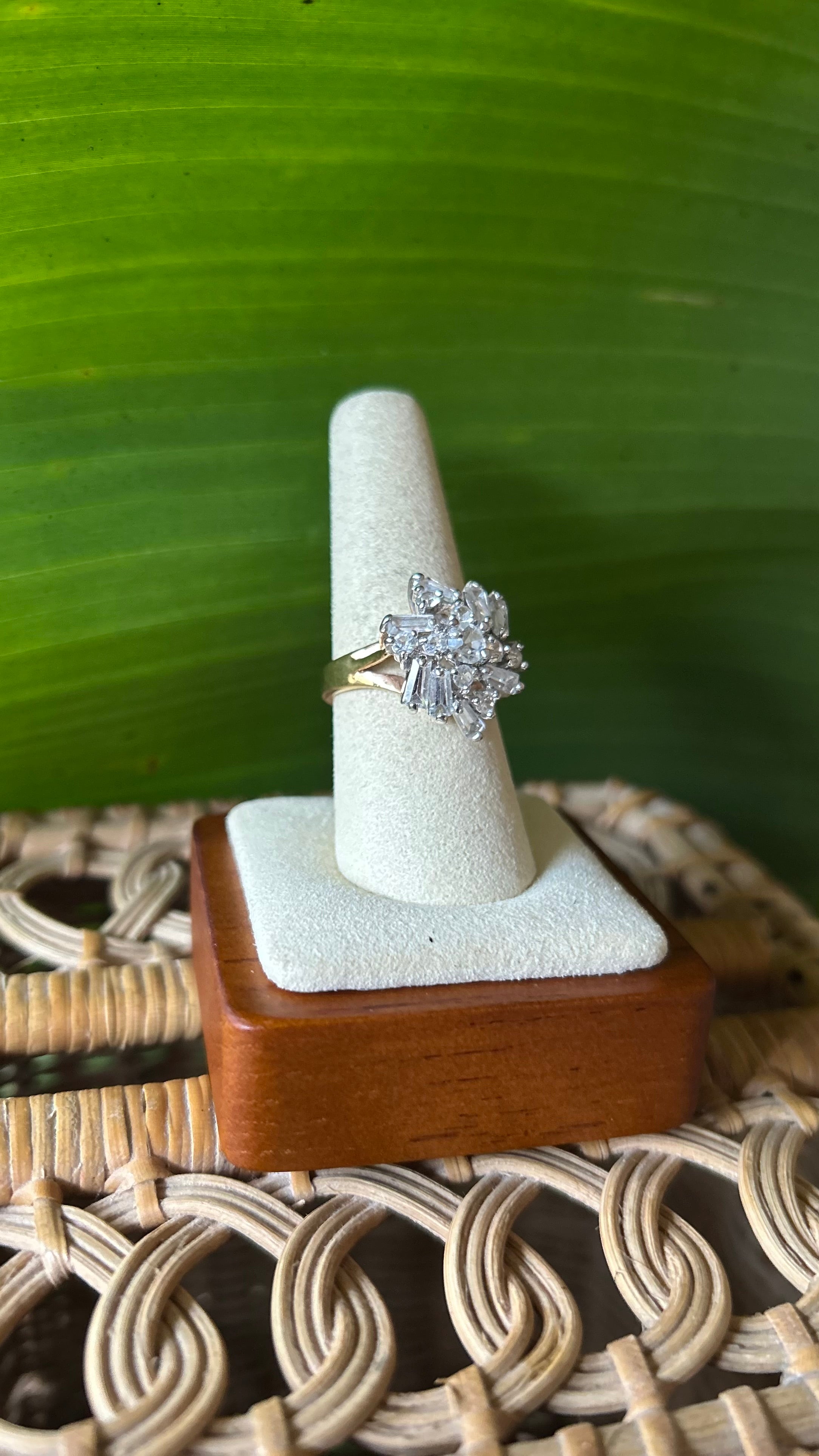 Vintage 18k gold filled Starburst Ring