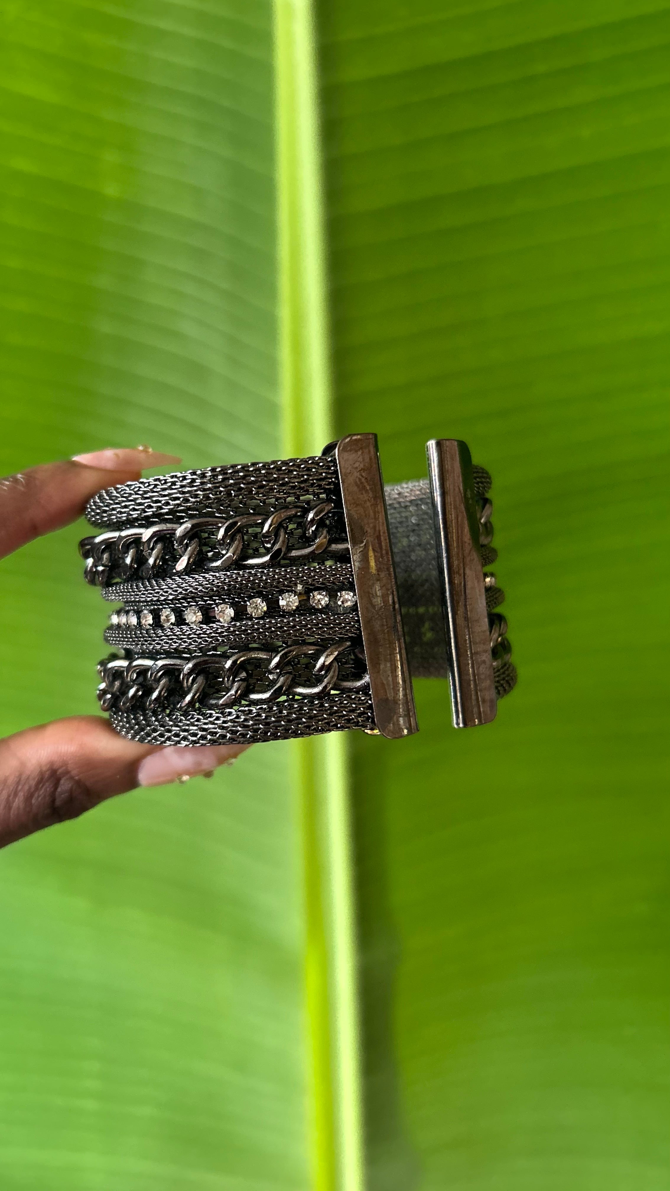 Y2K Chain mesh rhinestone cuff