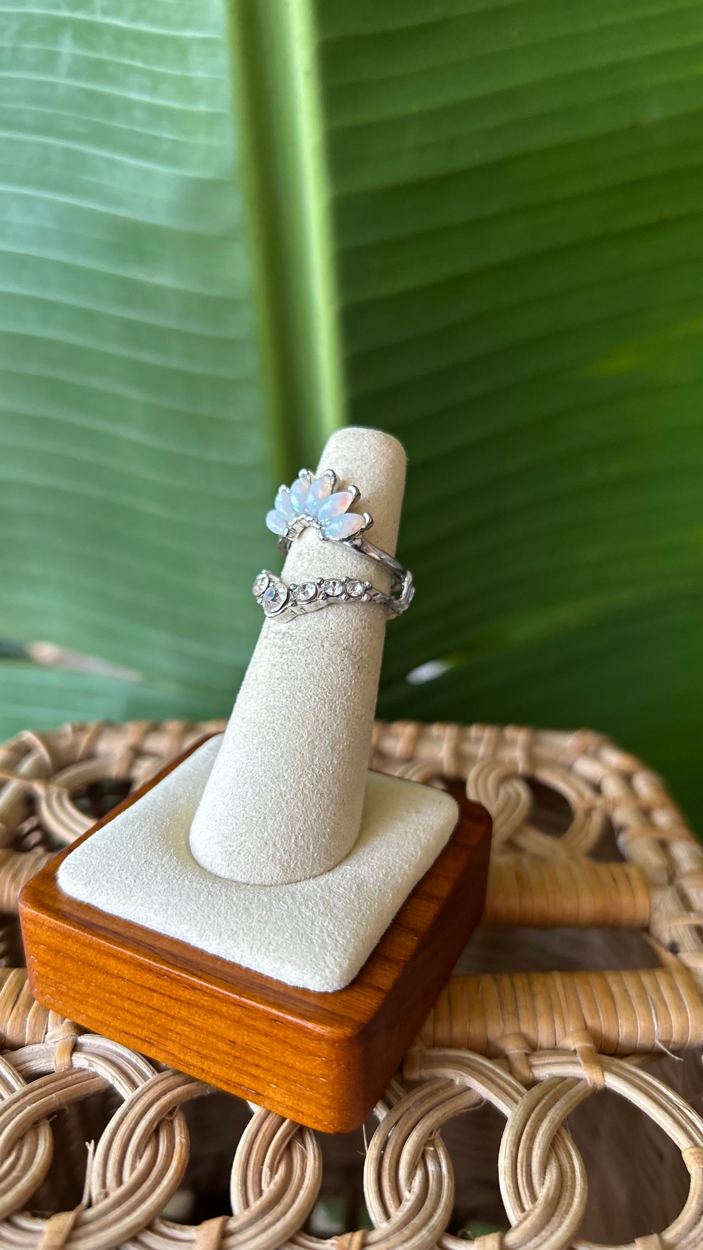 Tear Drop Opal Crystal ring