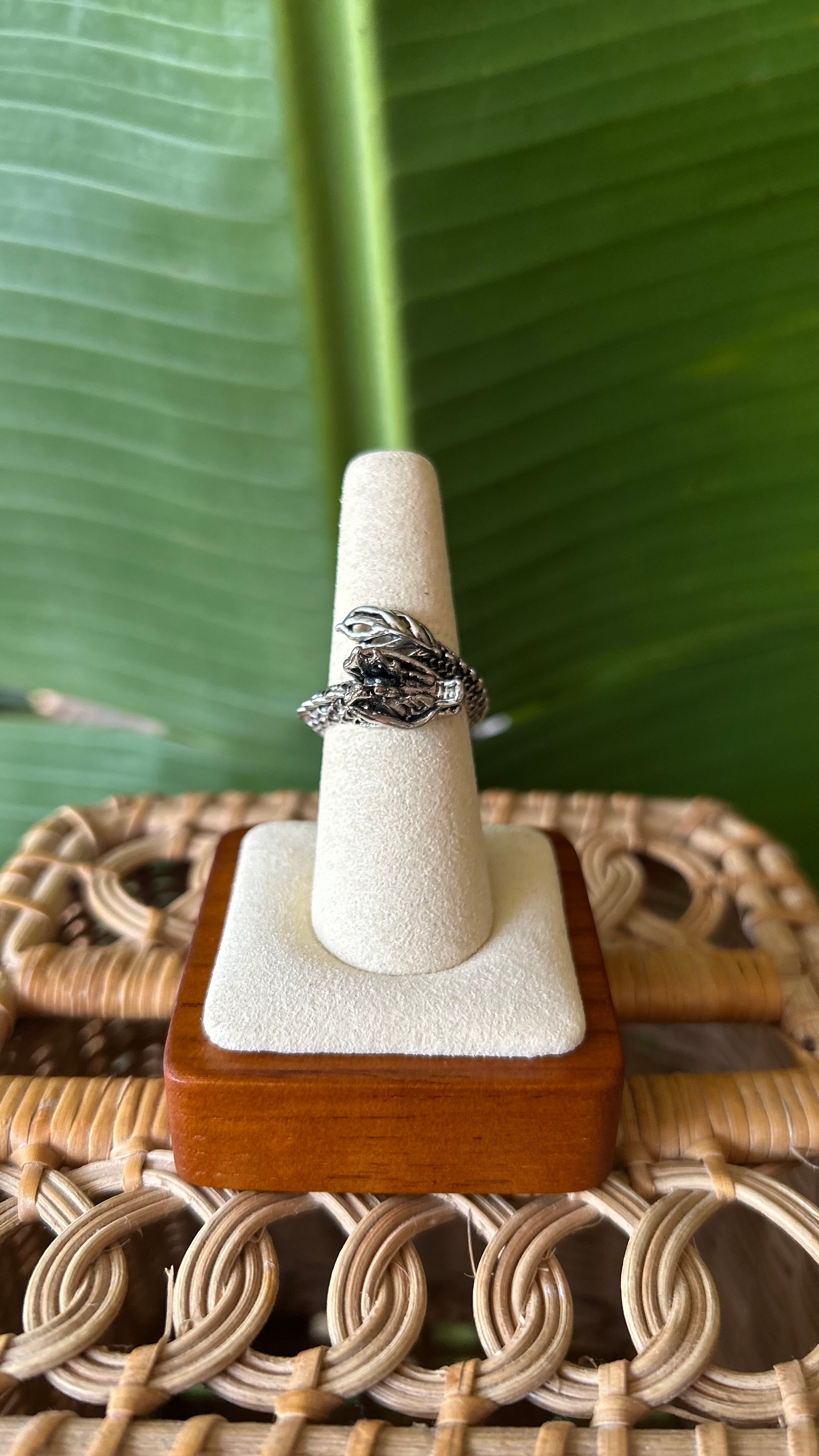 Dragon silver ring