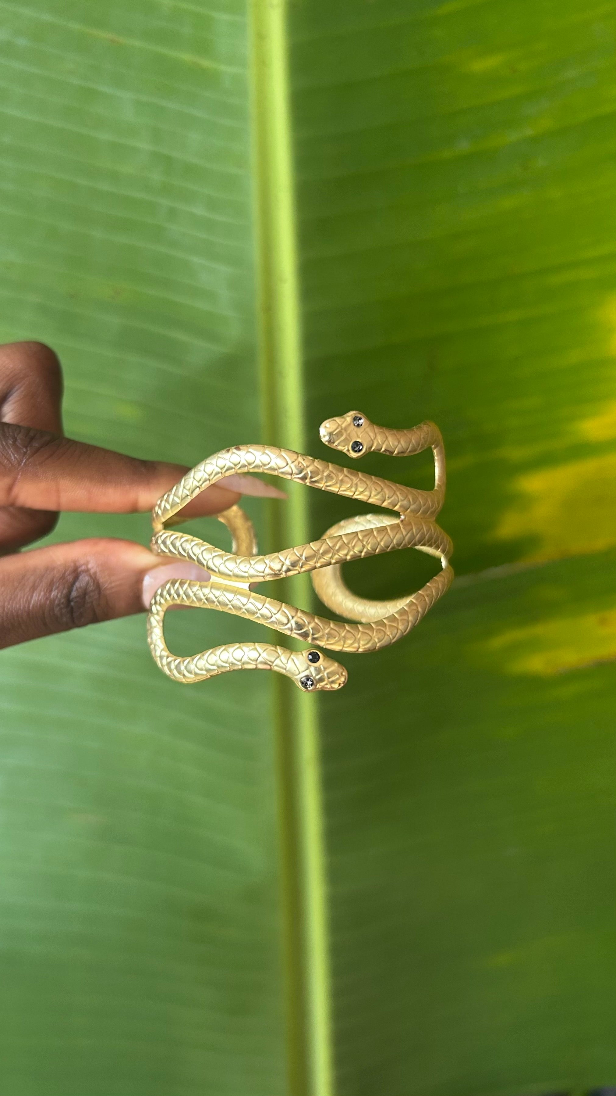 Snack gold adjustable cuff