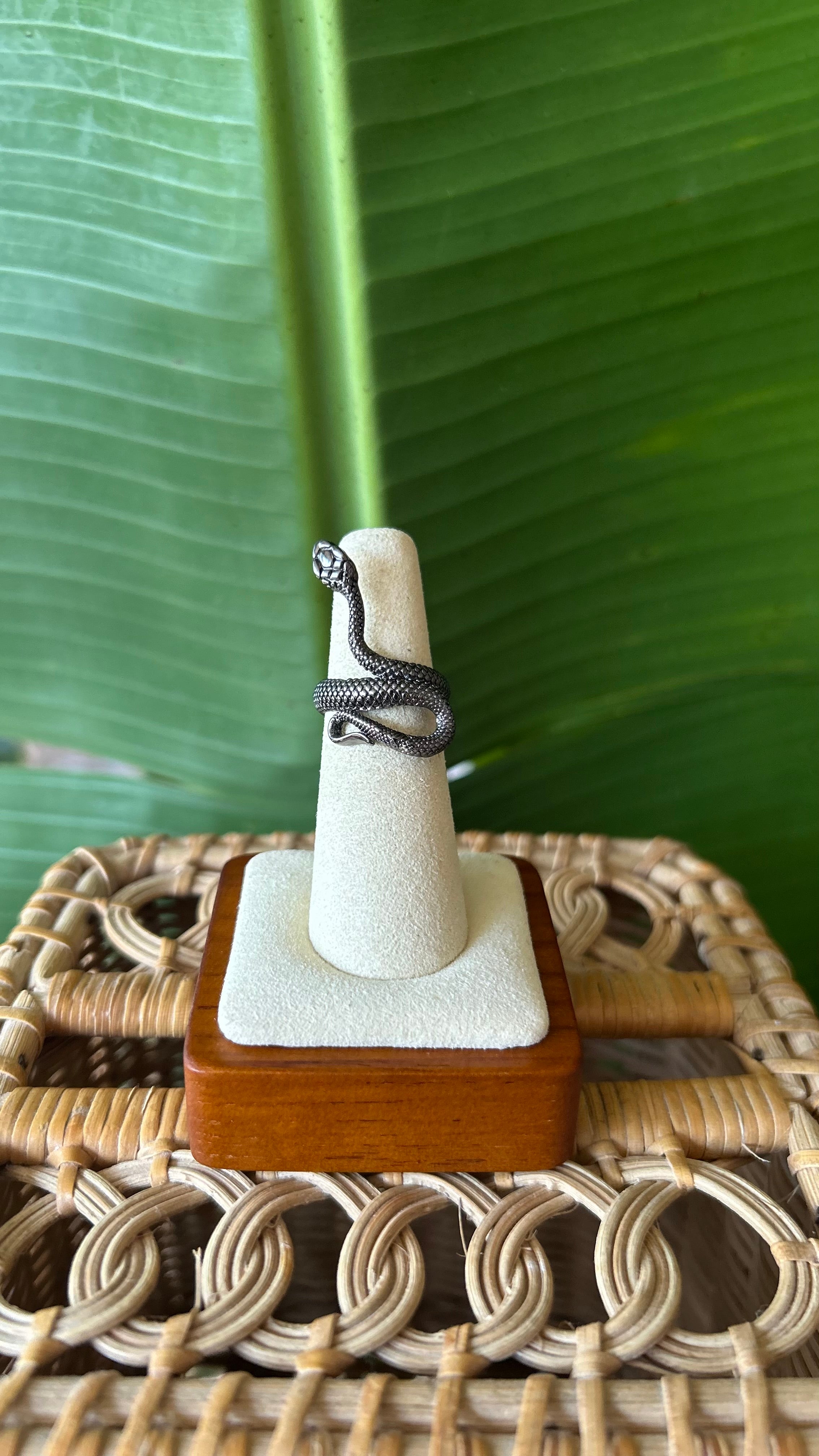 Snake ring